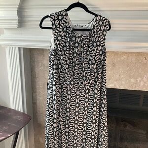 WISP Woman Dress Size 14W Black & White Patterned